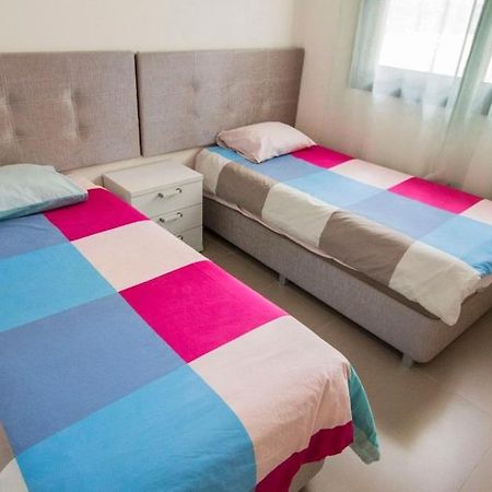 Sunset Drive, Cerca De La Playa Poniente Apartman Benidorm Kültér fotó