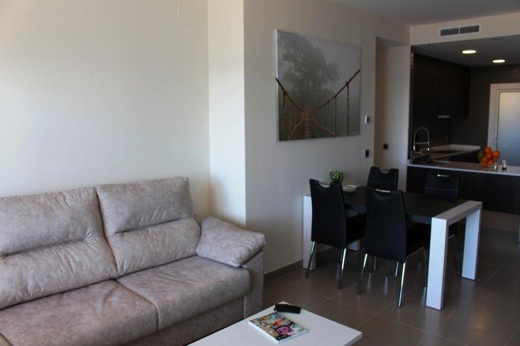 Sunset Drive, Cerca De La Playa Poniente Apartman Benidorm Kültér fotó